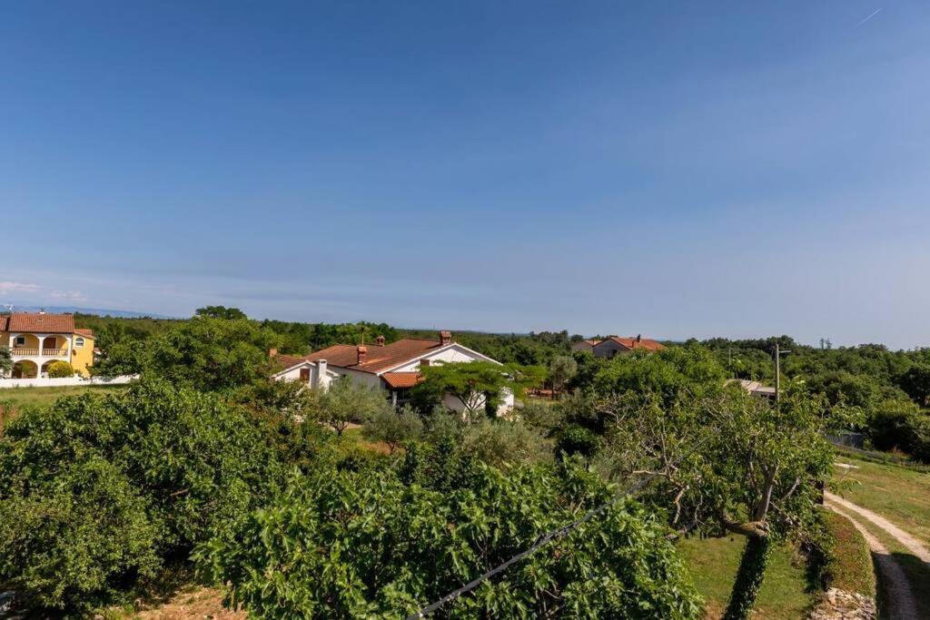 فيلا Casa Di Pietra Matelici Divšići المظهر الخارجي الصورة
