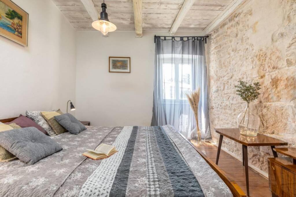 فيلا Casa Di Pietra Matelici Divšići المظهر الخارجي الصورة